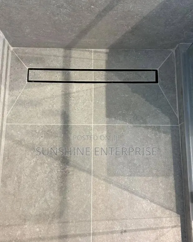 40cm Quality Tiles Floor Drain · Photo 1