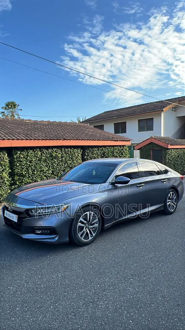 Honda Accord LX (1.5L 4cyl Turbo CVT) 2019 Gray · Photo 1