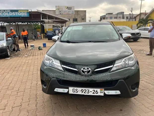 Toyota RAV4 LE FWD (2.5L 4cyl 6A) 2013 Green · Photo 1