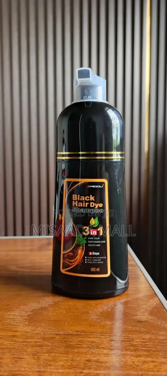 Black Hair Dye Shampoo · Photo 1