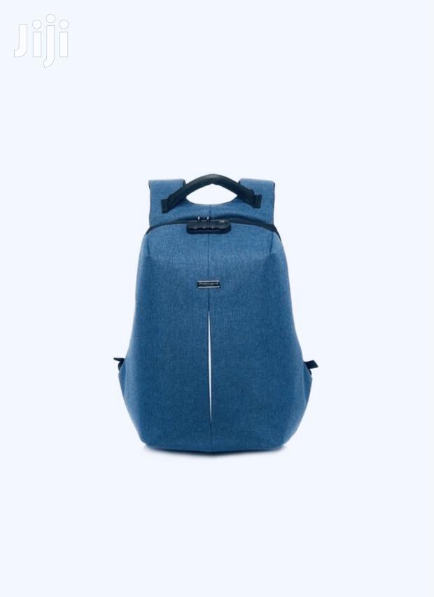 Defender-13 Anti-Theft Backpack With USB Charging Port(Blue) · Photo 1