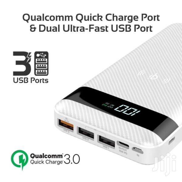 Auratank-20 Fast Wireless Power Bank With USB+ QC3.0 · Photo 4
