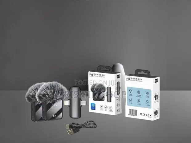 F15-2 Professional Wireless Mic · Photo 1