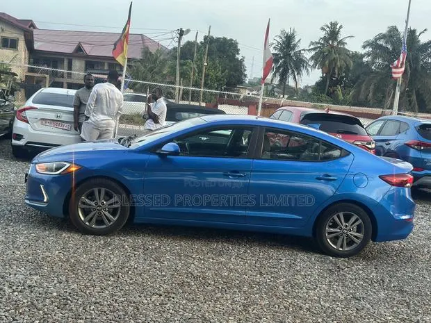 Hyundai Elantra ECO Sedan FWD (1.4L 4cyl 7A) 2017 Blue · Photo 1