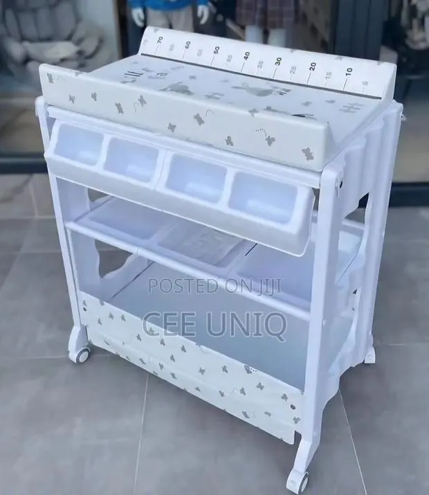 Baby Standing Bath Tub · Photo 1