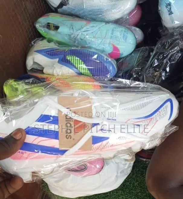 Adidas F50 Hyperfast · Photo 1
