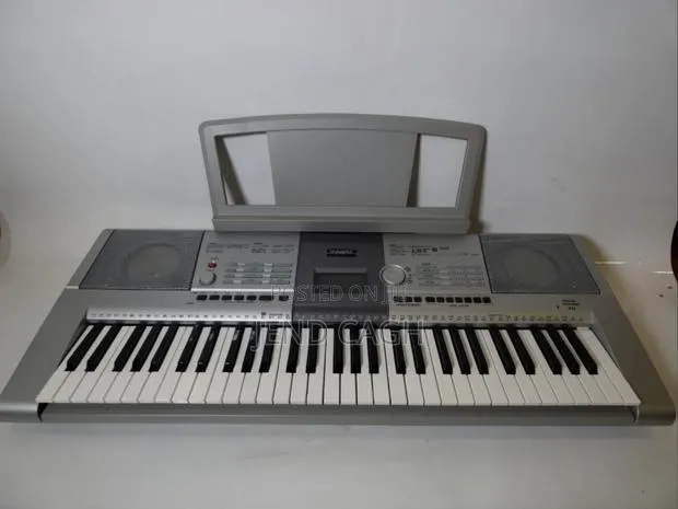 *Yamaha PSR‐295 Electronic Keyboard · Photo 1