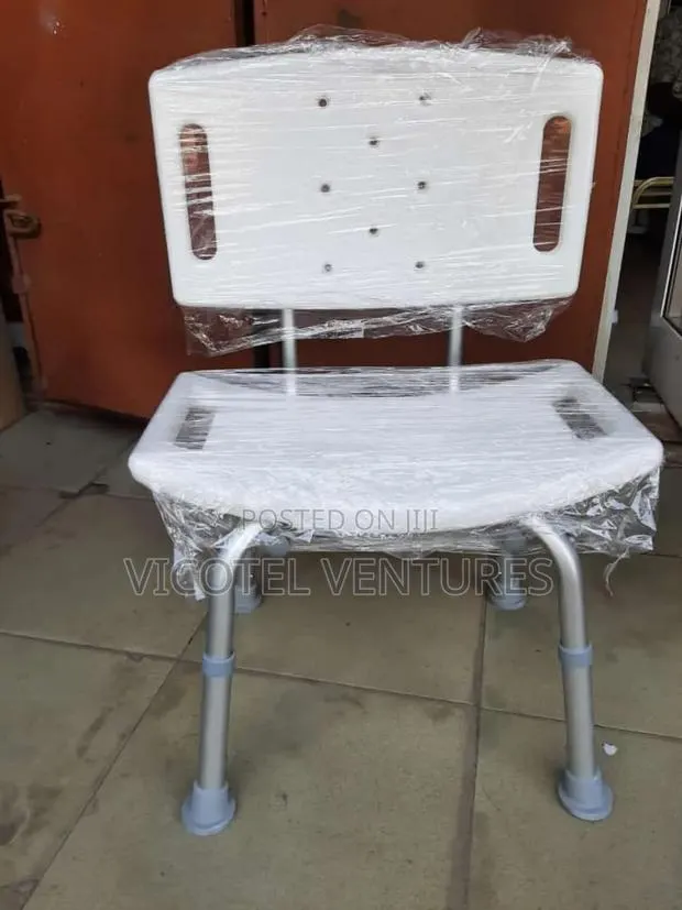 Shower Seat With Backrest · Photo 1