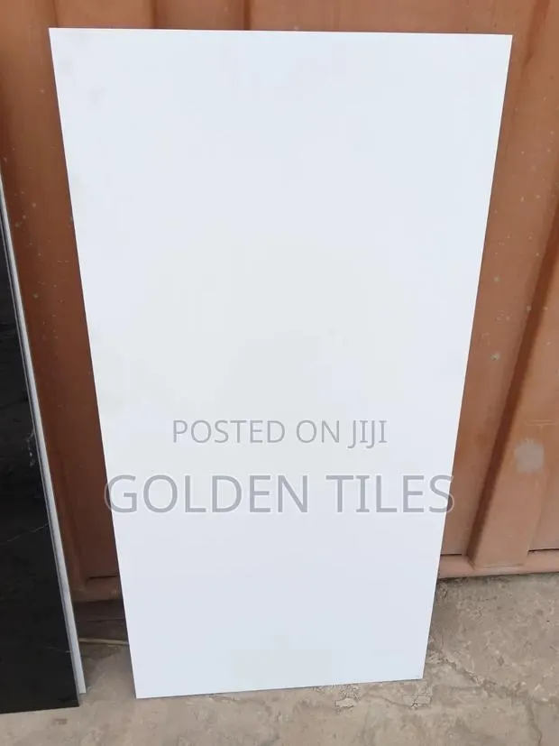 60x20 GLOSSY · Photo 1