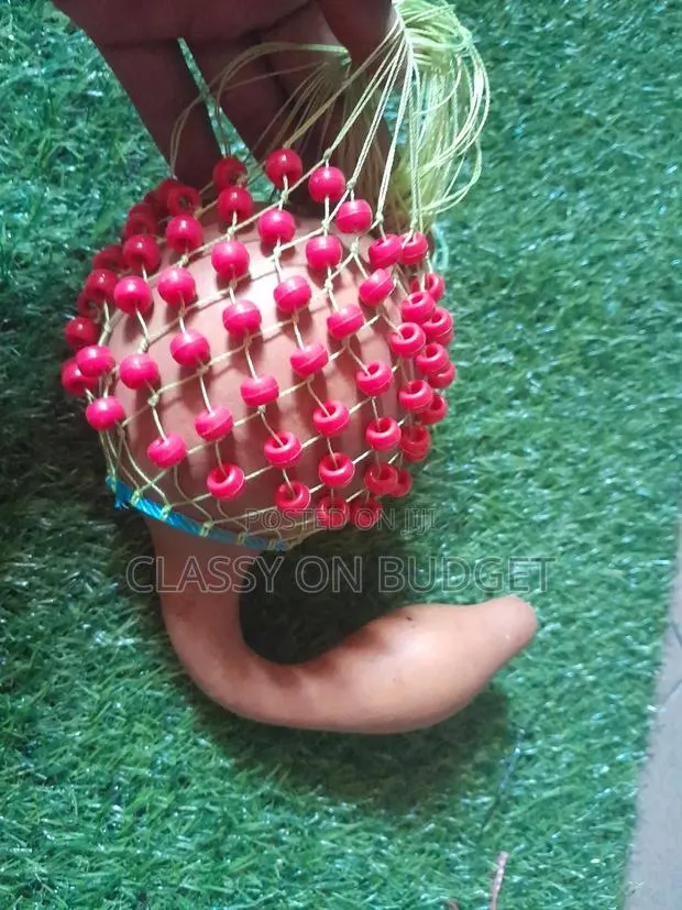 Mini Traditional Wooden Maracas/ Praise /Music Instrument · Photo 1