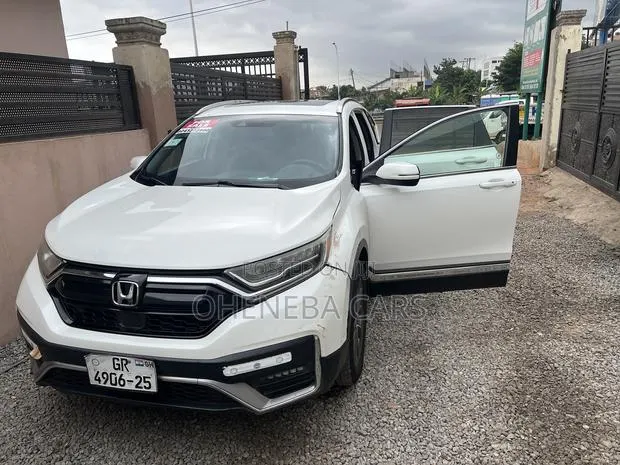 Honda CR-V Touring 2022 White · Photo 1