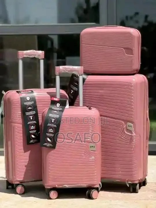 Travellers ( Suitcases) · Photo 1