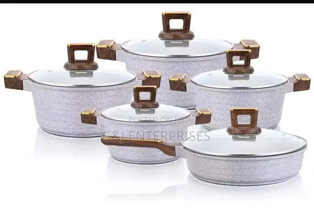 10 Pieces Cookware Set · Photo 1