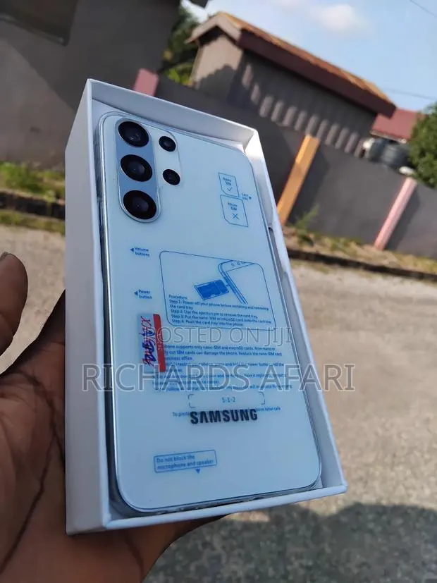 New Samsung Galaxy S23 256 GB White