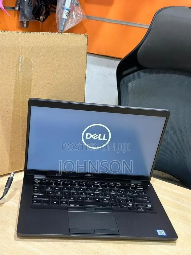 Laptop Dell Latitude 5400 8GB Intel Core i5 SSD 256GB · Photo 1