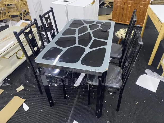 Dining Set With 4chair · Photo 1