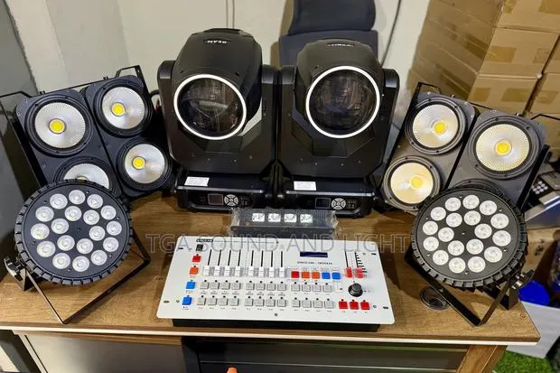 Stage Lighting Equipment Bundle · Photo 3