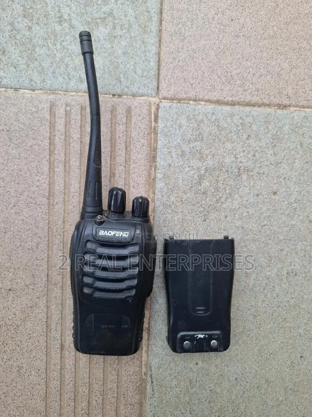 BaoFeng BF-888S UHF Two-Way Radio / Walkie-Talkie · Photo 1