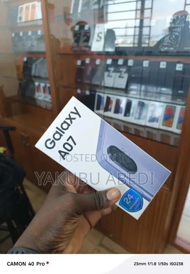New Samsung Galaxy A07 128 GB Silver · Photo 1