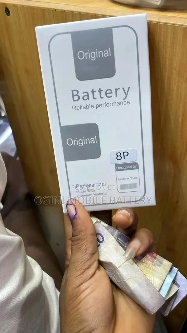 Original iPhone Battery · Photo 1