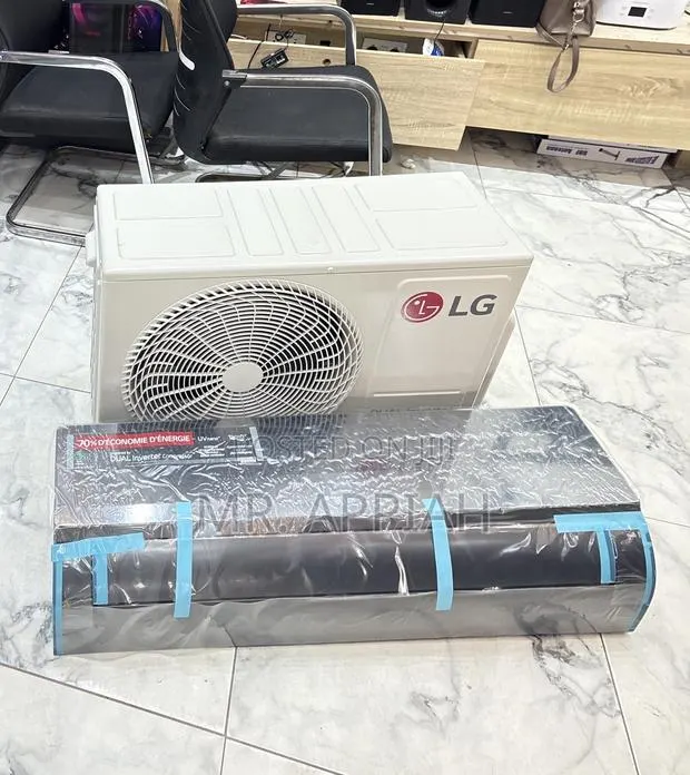 Classic LG 2.5hp Dual Inverter Air Conditioner(Black) · Photo 1