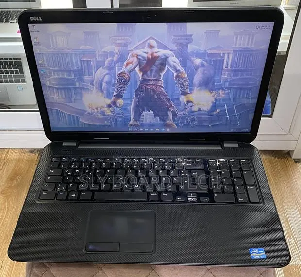 Laptop Dell Inspiron 3800 8GB Intel Core i5 HDD+SSD 128GB · Photo 1