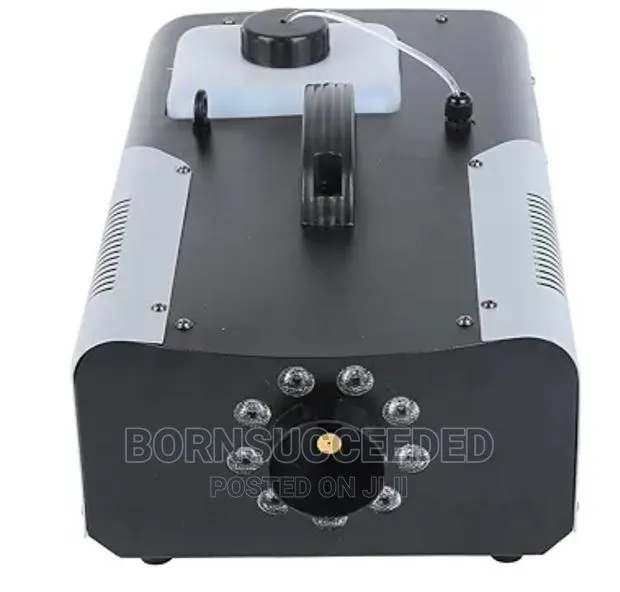 High Quality 1500 Watts Fog Machine 9 Leds · Photo 1