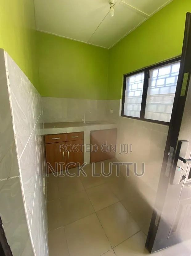 1bdrm Room & Parlour in Santa Maria, Last Stop for rent · Photo 1