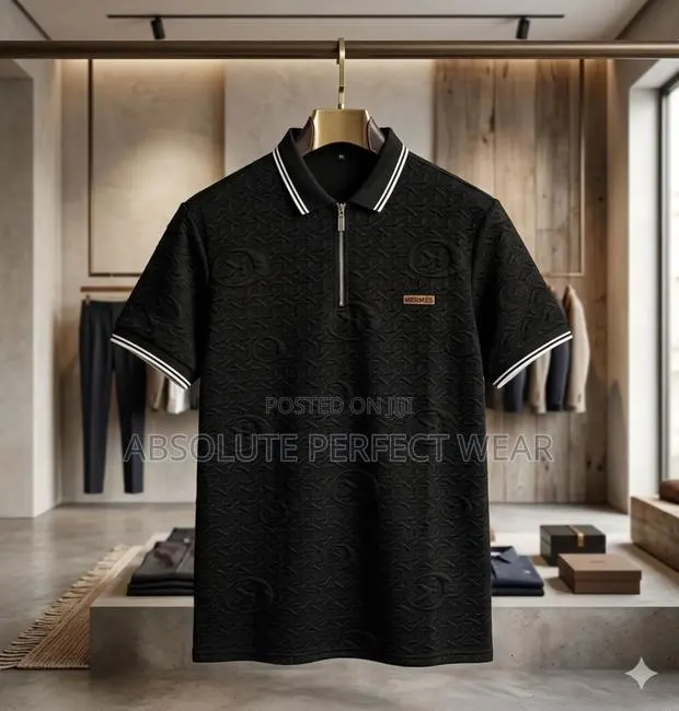 Quality Top Round Neck Shirts for Men · Photo 1