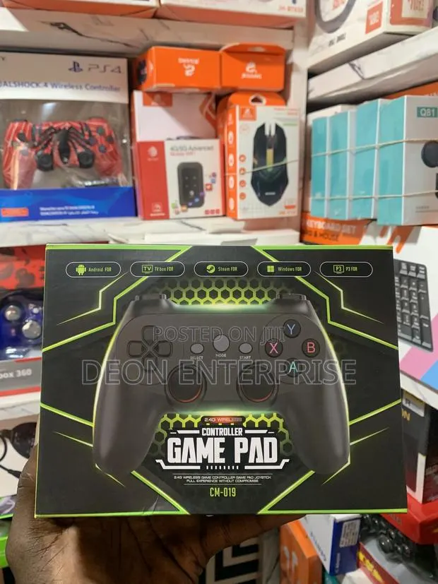 Cm-019 Controller · Photo 1