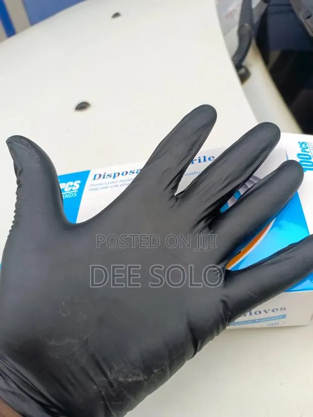Black Nitrile Examination Gloves · Photo 1