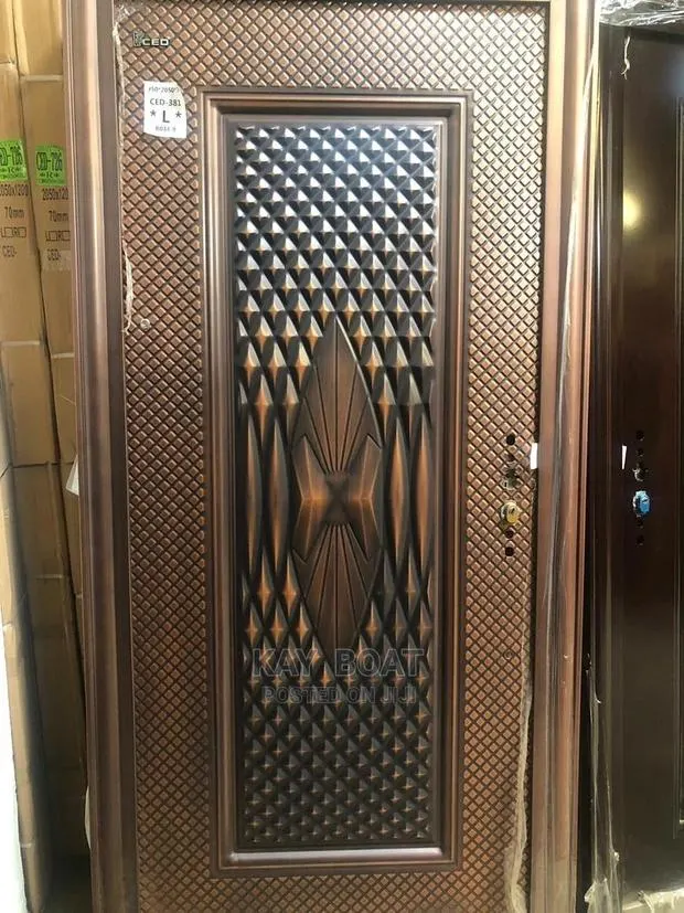 A Metal Anti-Rust Door With All Accessories · Photo 1