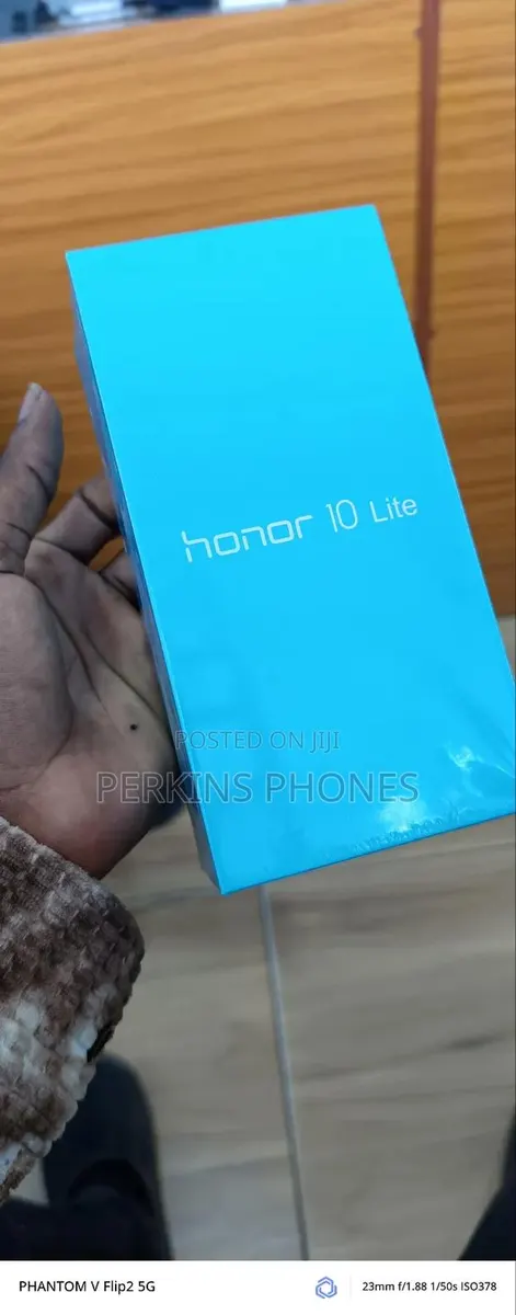 New Huawei Honor 10 Lite 128 GB Black · Photo 1