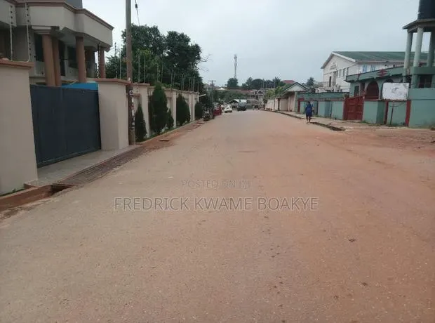 Plot of Land for Sale at Santasi · Photo 1