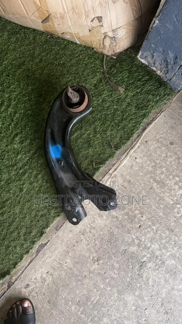 Honda CRV 2025,2026,Back Lower Arm Available · Photo 1
