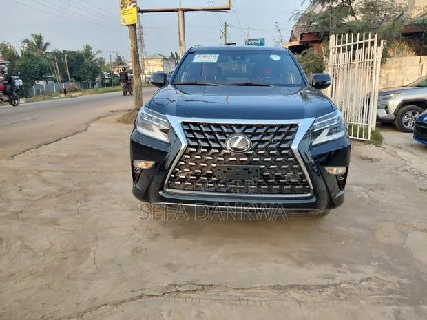 Lexus GX 2023 Black · Photo 1