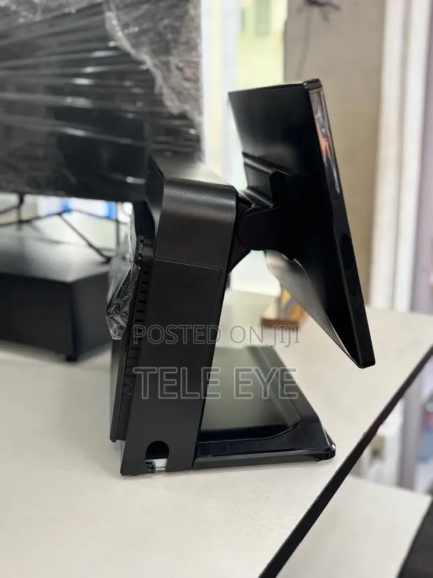 POS Touch Single Screen I3 /8gb /128ssd · Photo 2