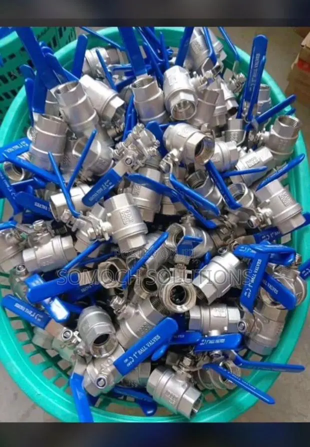Ball Valves, Eblow and Flanges · Photo 1
