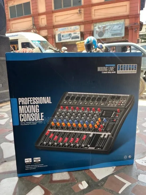 Yamaha Ct 8 Mixer Console · Photo 1