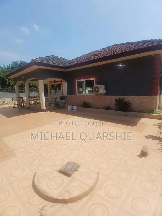 3bdrm House in Amasaman Satellite for rent · Photo 1