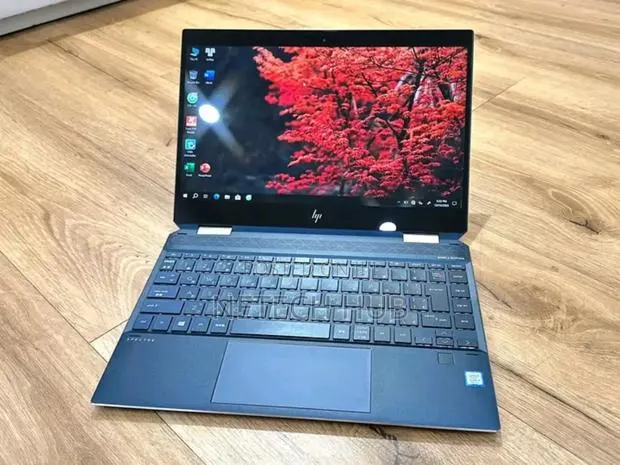 New Laptop HP Spectre 14 32GB Intel Core i7 SSD 1T · Photo 1