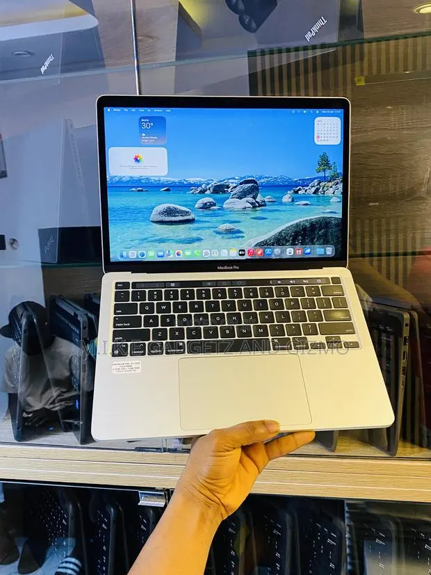 Laptop Apple MacBook Pro 2020 M1 16GB Apple M1 Pro SSD 512GB · Photo 1