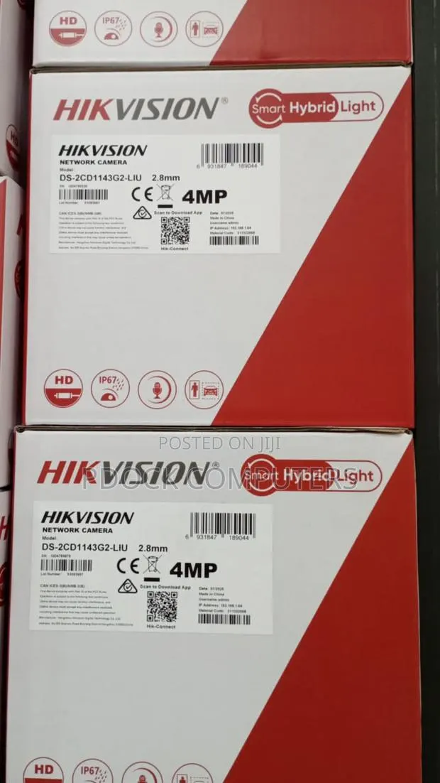 Hikvision Ds-2cd1143g2-Liu 4mp Fixed Dome Network Camera · Photo 1