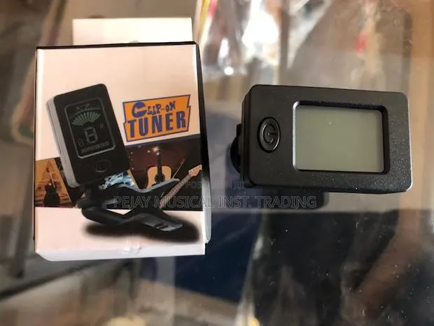 Clip Guitar Tuner – Fast Accurate · Photo 1