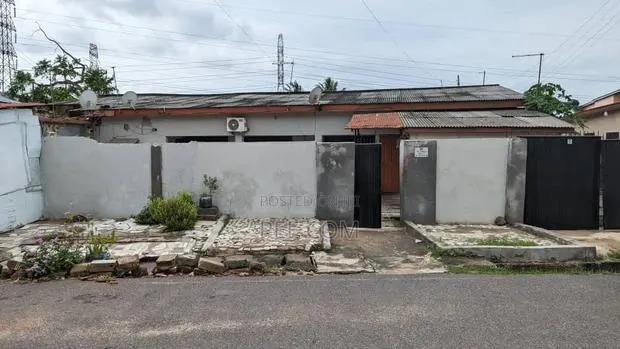 0.18 Acre Land for Sale. (728.434 Square Metres) at Dzorwulu · Photo 1