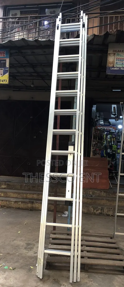 Extension Ladder 3x12 · Photo 1