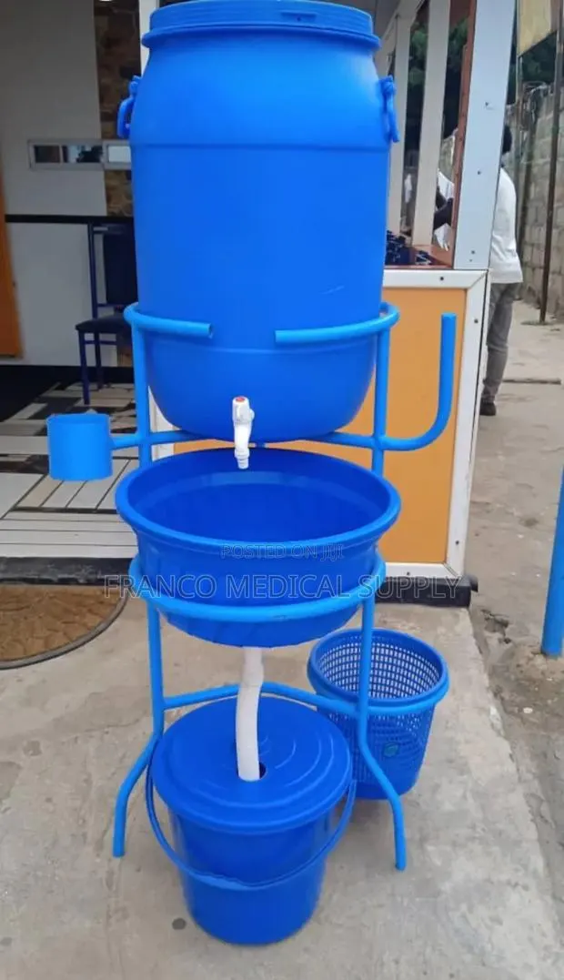 Veronica Bucket · Photo 1