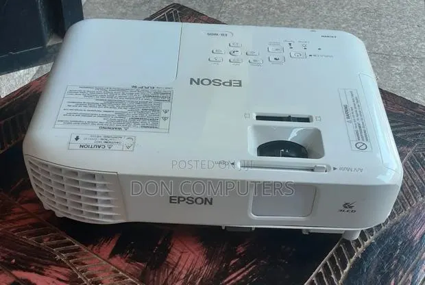 Epson Eb-W05