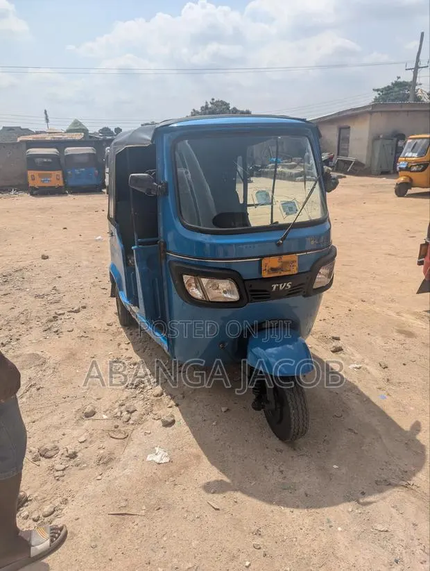 TVS King Deluxe Plus iTouch Start 2025 Blue · Photo 1