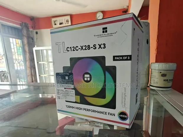 Thermalright Tl-C12c-X28-S X3 Fans 3 Pack · Photo 1